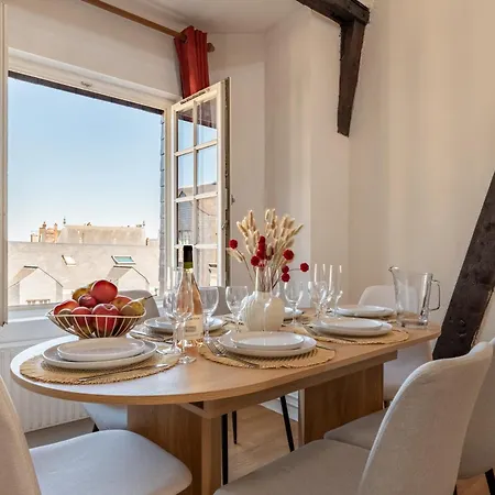 Le Cloitre Saint-patrice - Duplex Historique Avec Parking Prive