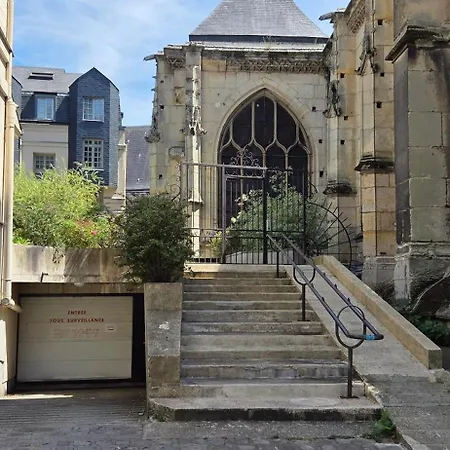 Le Cloitre Saint-patrice - Duplex Historique Avec Parking Prive Lejlighed Rouen